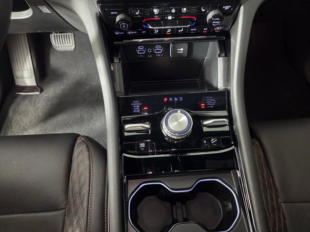 2025 Jeep Grand Cherokee Summit - Photo 12