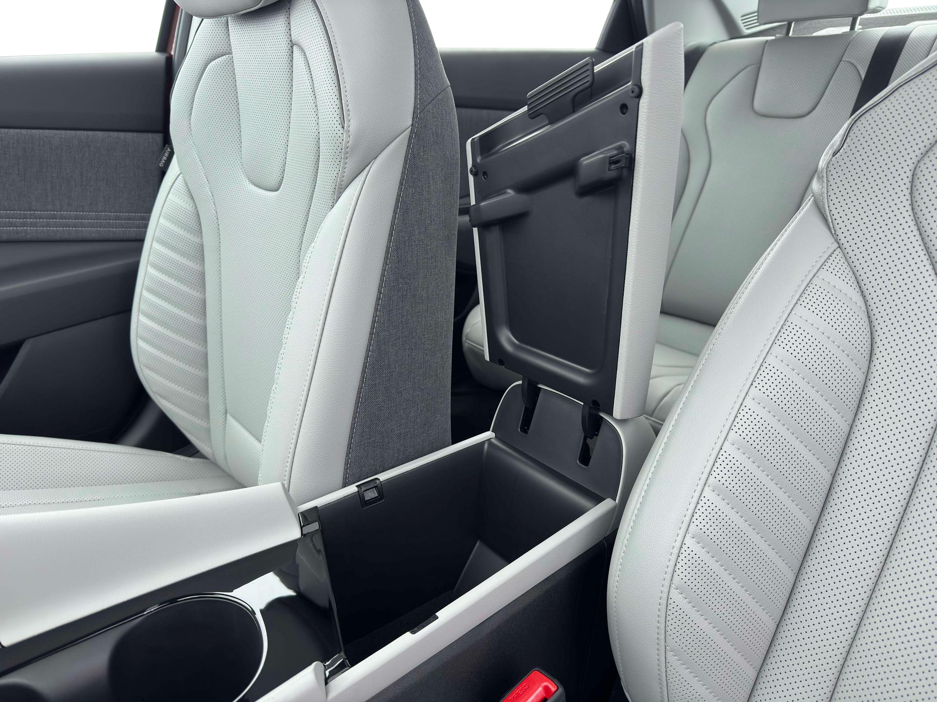 New 2026 Abyss Black Hyundai Limited image 30