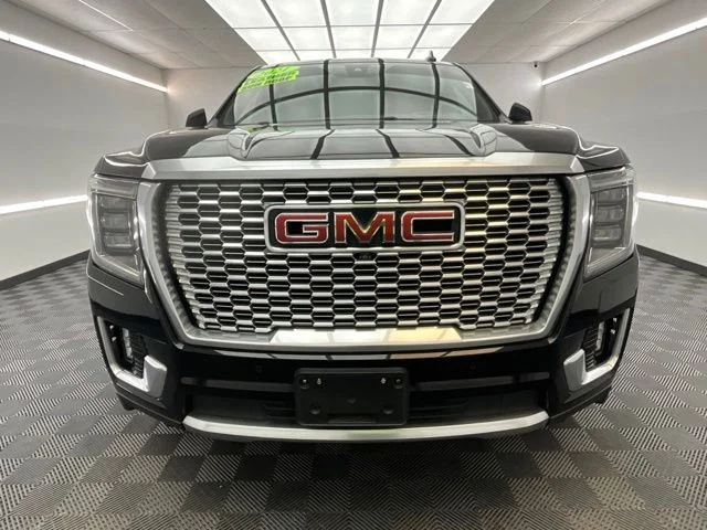 Used 2021 Black GMC Denali image 2