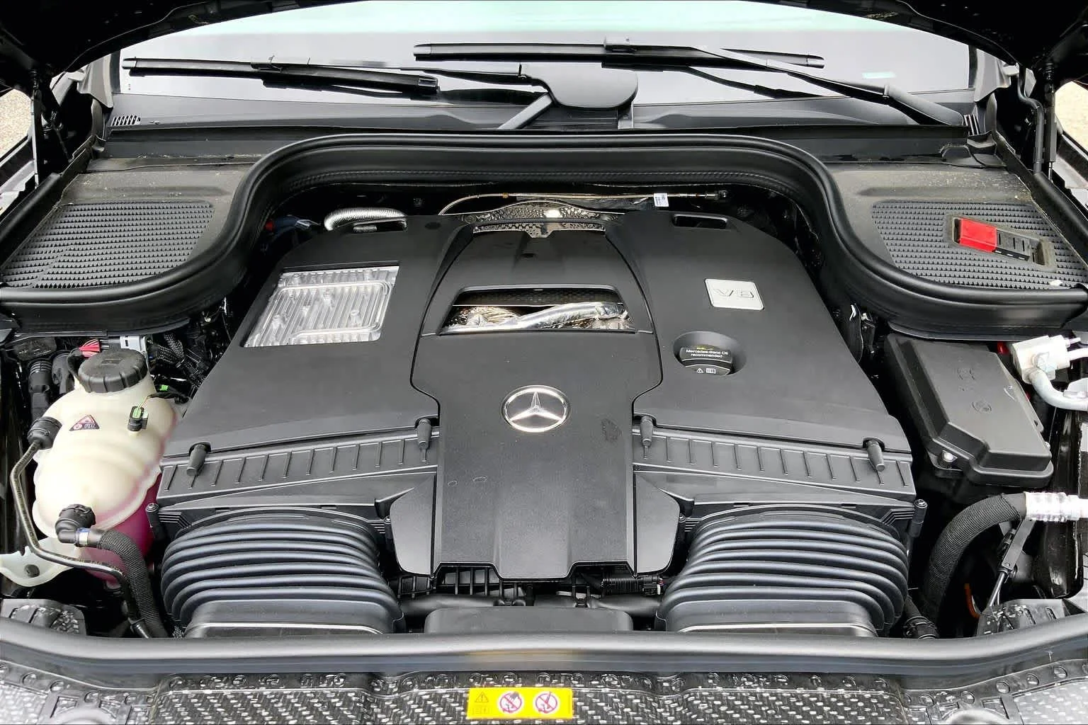 New 2026 Obsidian Black Metallic Mercedes-Benz GLS 580 image 20