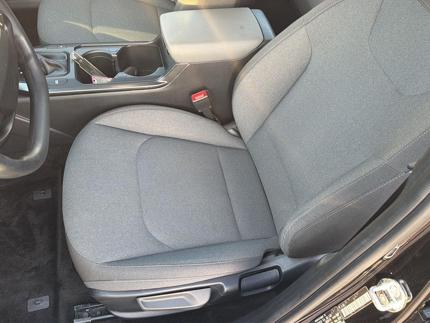 2025 Kia K4 LXS - Photo 28