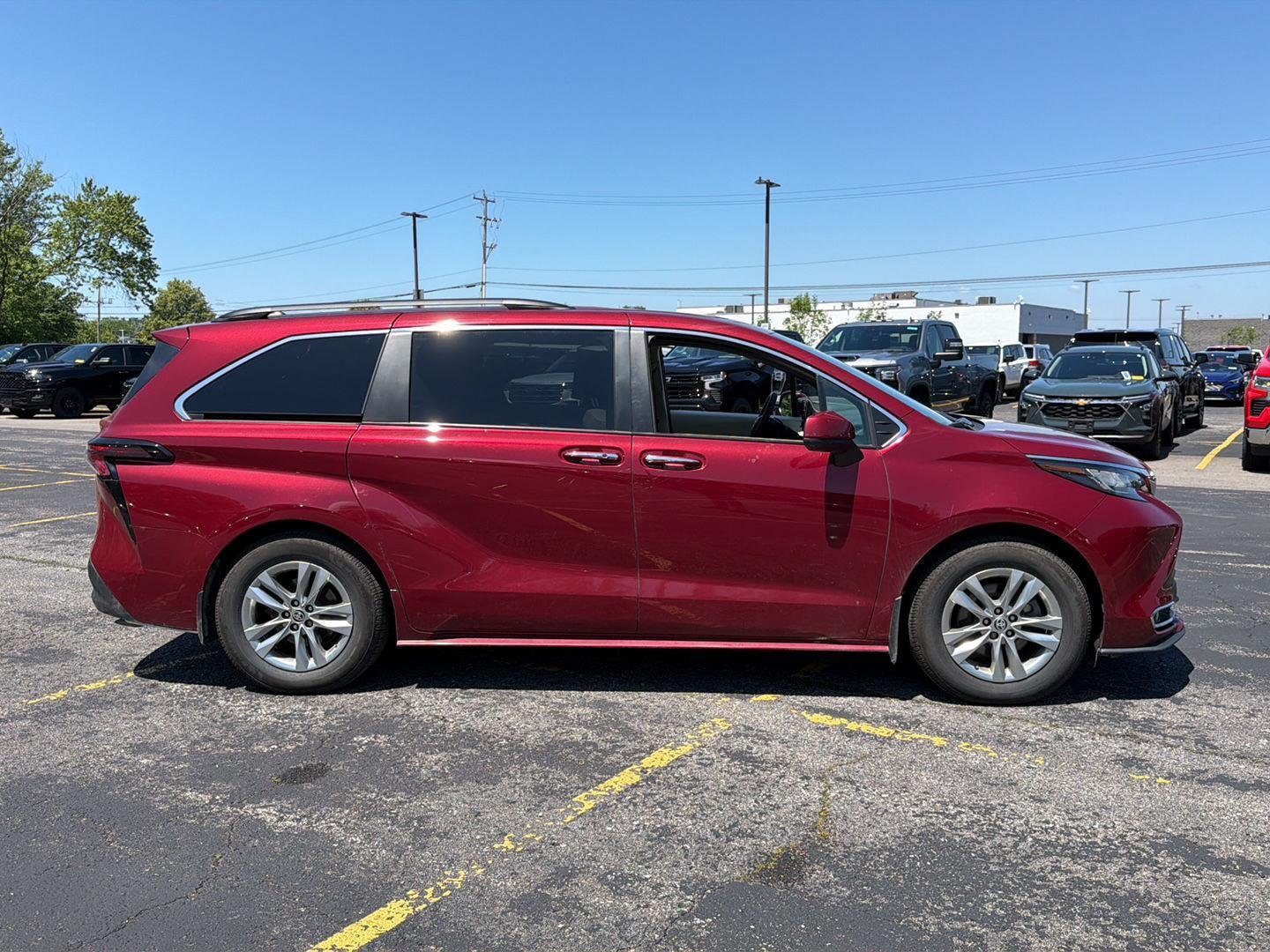 Used 2023 Ruby Flare Pearl Toyota XLE image 7