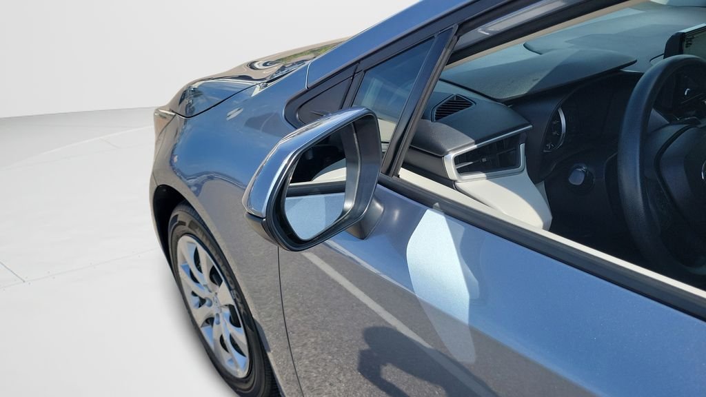 2022 Toyota Corolla LE - Photo 39
