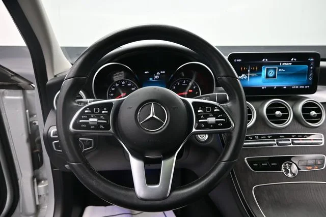 Used 2020  Mercedes-Benz C 300 image 12