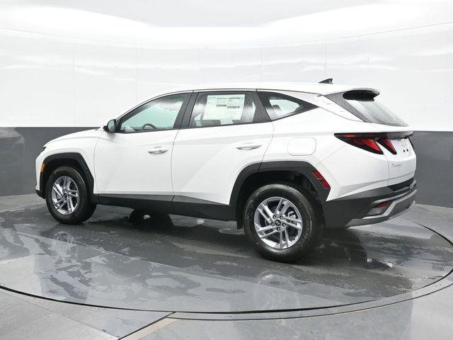New 2026 White Hyundai SE AWD image 3