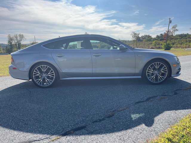 Used 2018 Silver Audi Premium Plus image 5