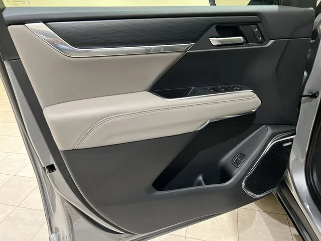 New 2026 Silver GMC Elevation image 21