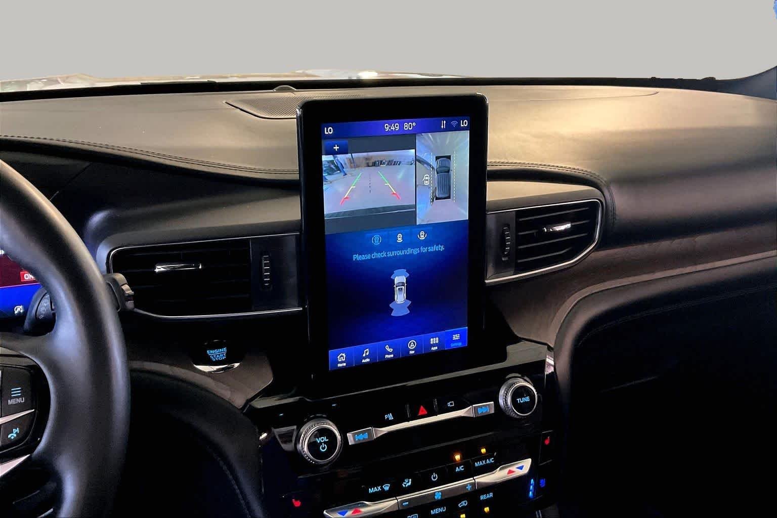 Used 2023 Star White Metallic Tri-Coat Ford Platinum image 26