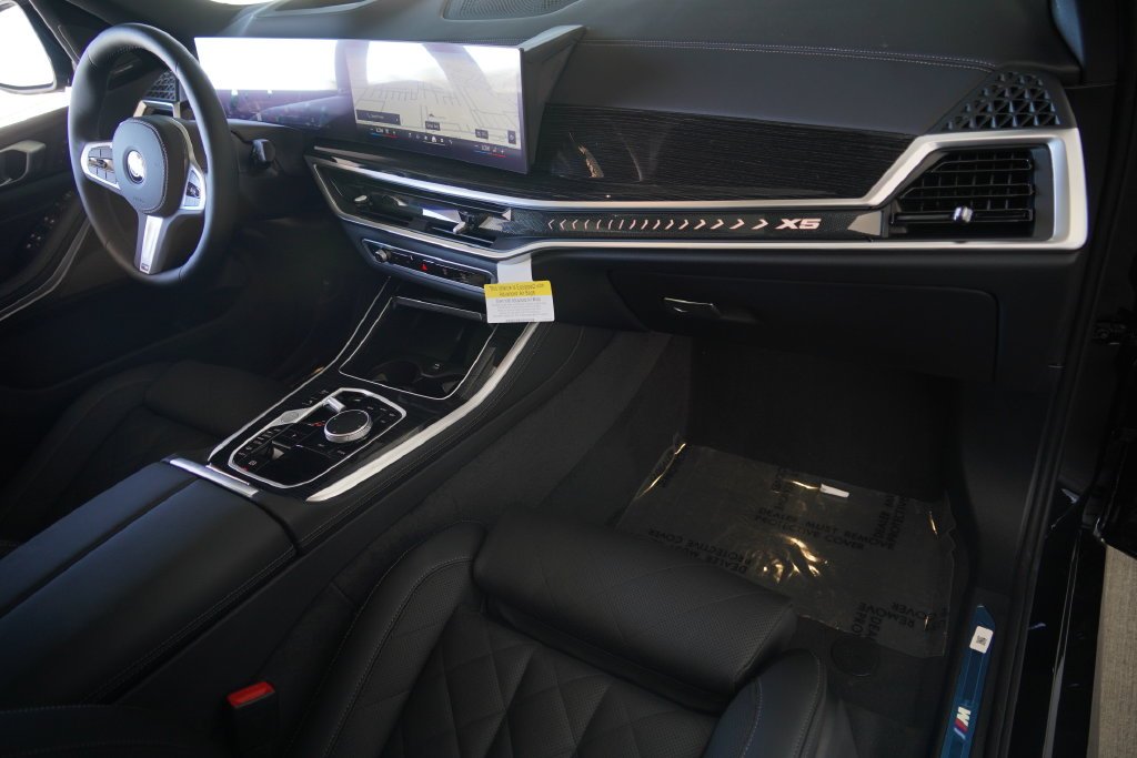 New 2026 Black Sapphire Metallic BMW xDrive40i image 17