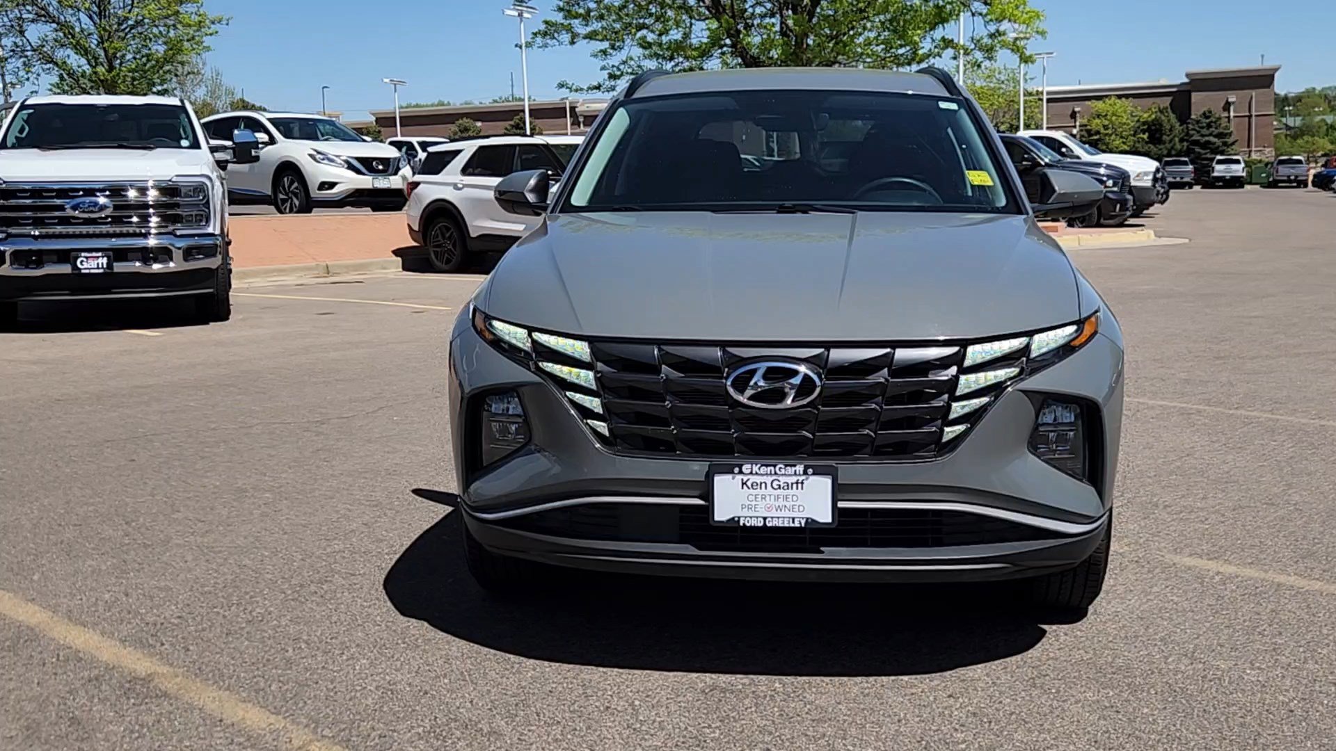 Used 2024 Hampton Gray Hyundai SEL image 4
