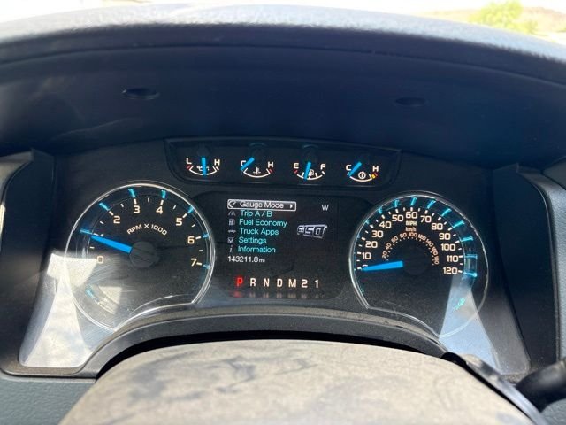 Used 2013 Gray Ford XLT image 6