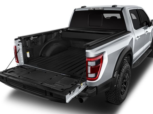 Used 2023 Carbonized Gray Metallic Ford XLT image 4