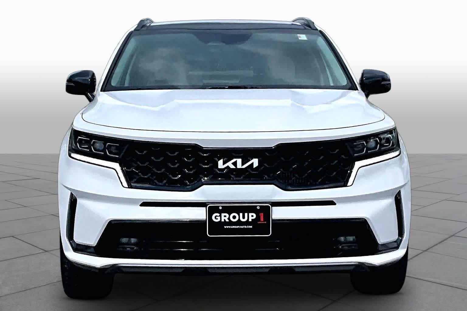 Certified Pre-Owned 2022 Kia Sorento SX
