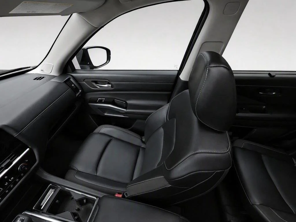 Used 2024 Super Black Nissan SL image 23