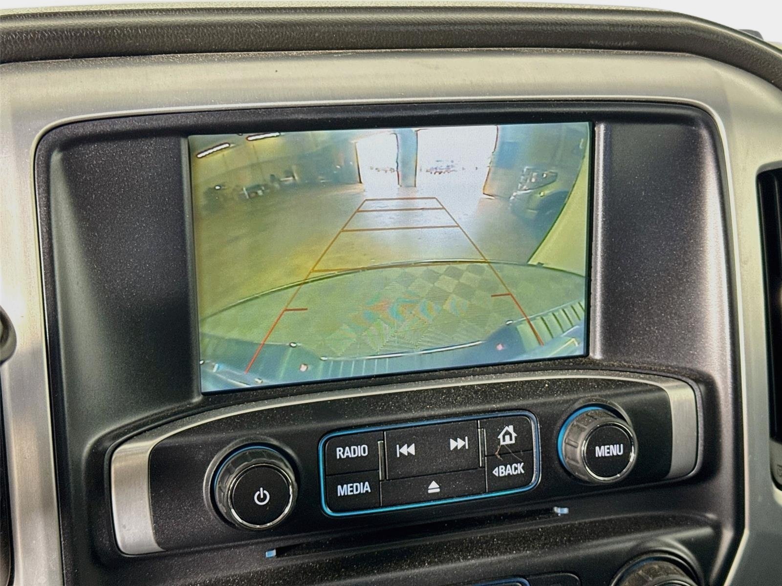 Used 2018 Summit White GMC SLE image 15