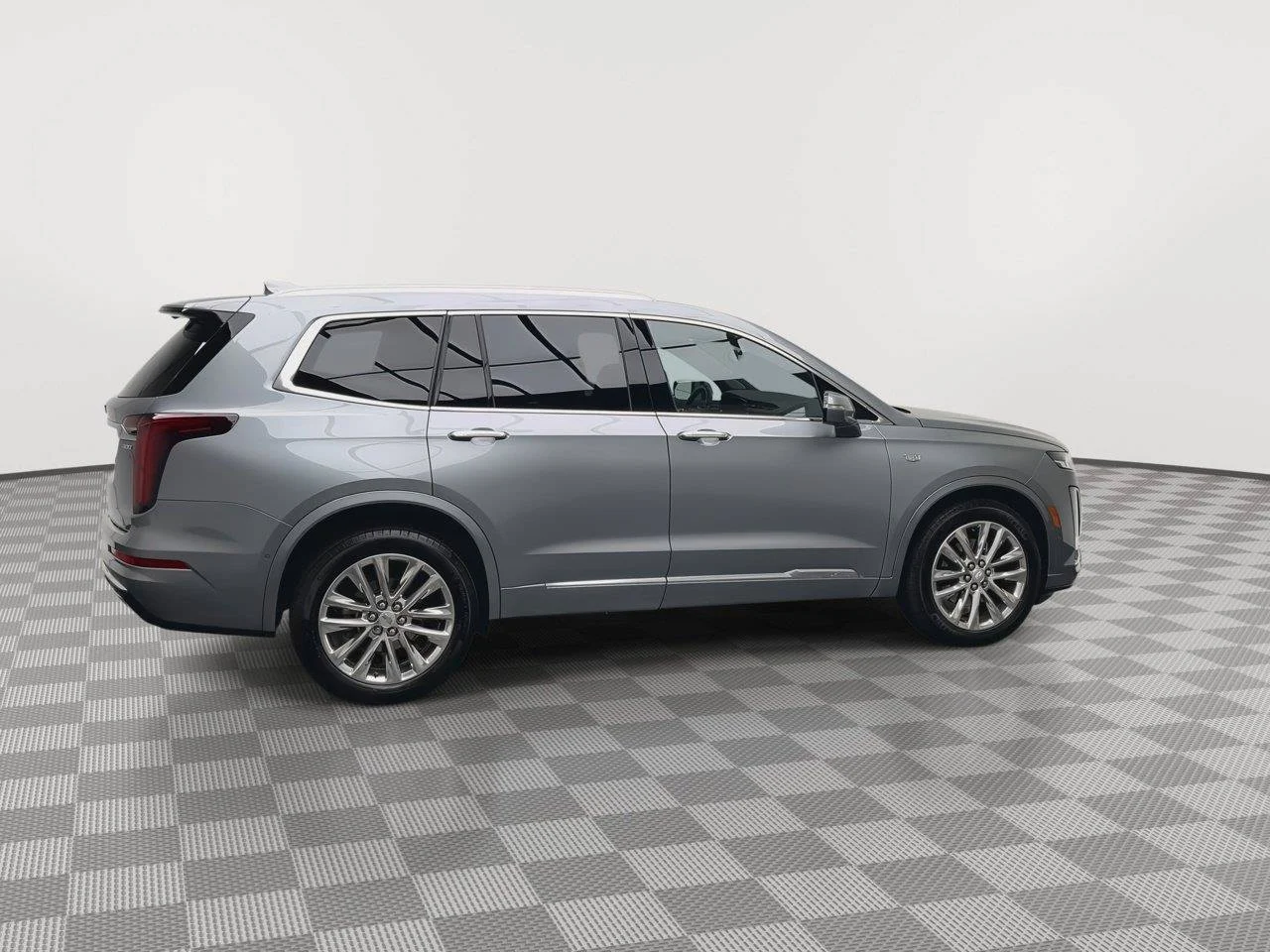 Used 2023 ARGENT SILVER METALLIC Cadillac AWD Premium Luxury image 42