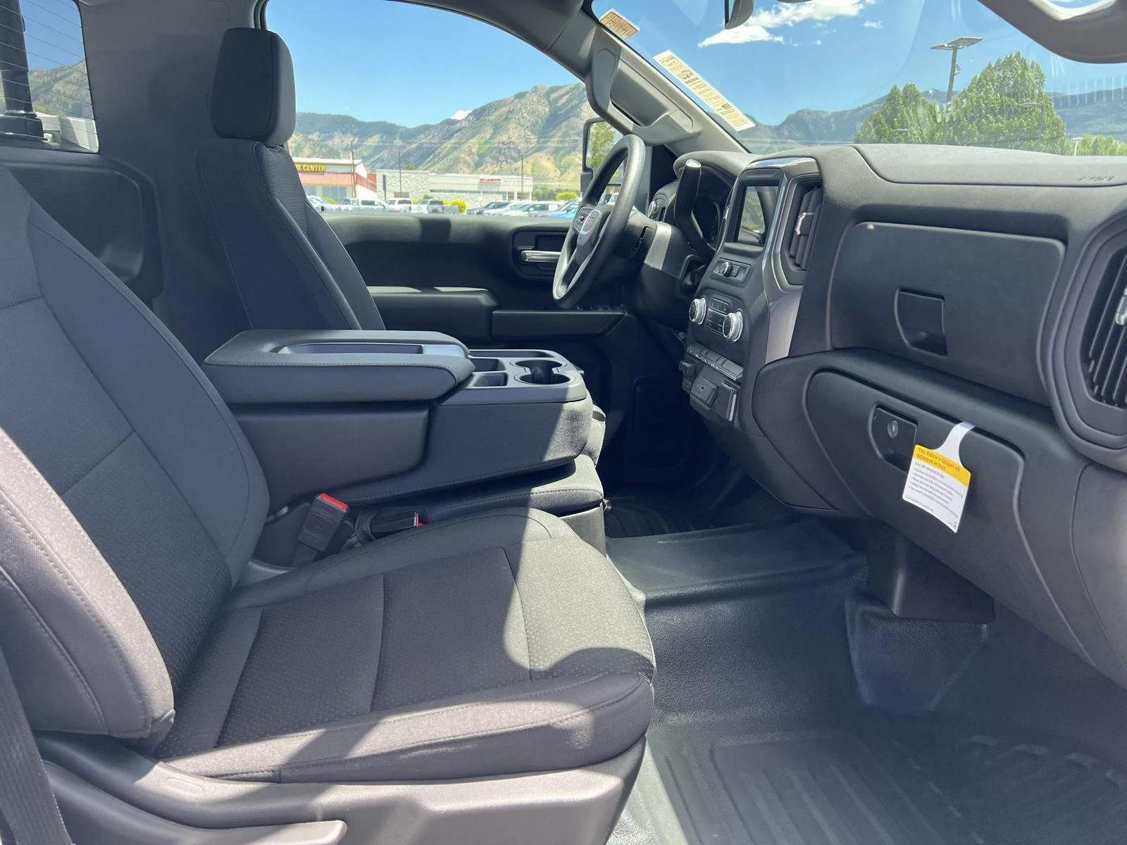 2025 GMC Sierra 3500HD Pro - Photo 33