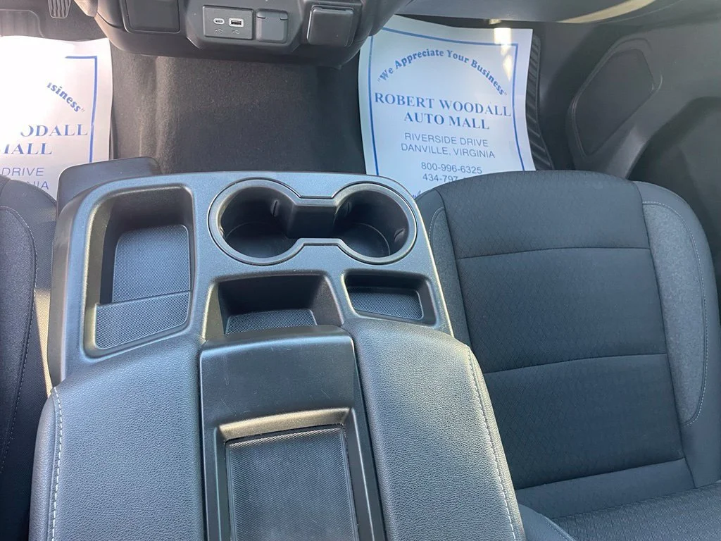 Used 2023 SUMMIT WHITE Chevrolet Custom image 22