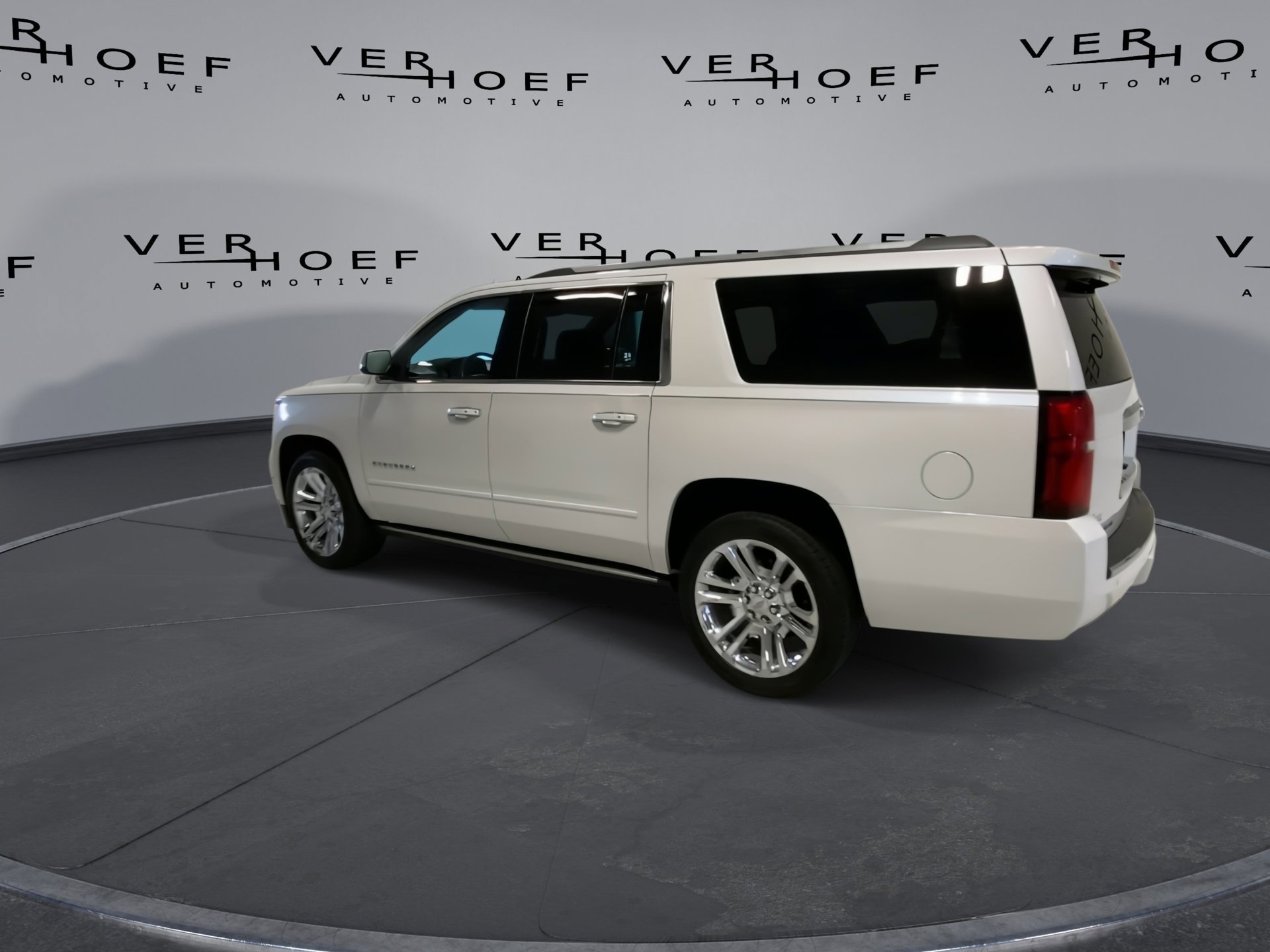 Used 2020 IRIDESCENT PEARL TRICOAT Chevrolet Premier image 6