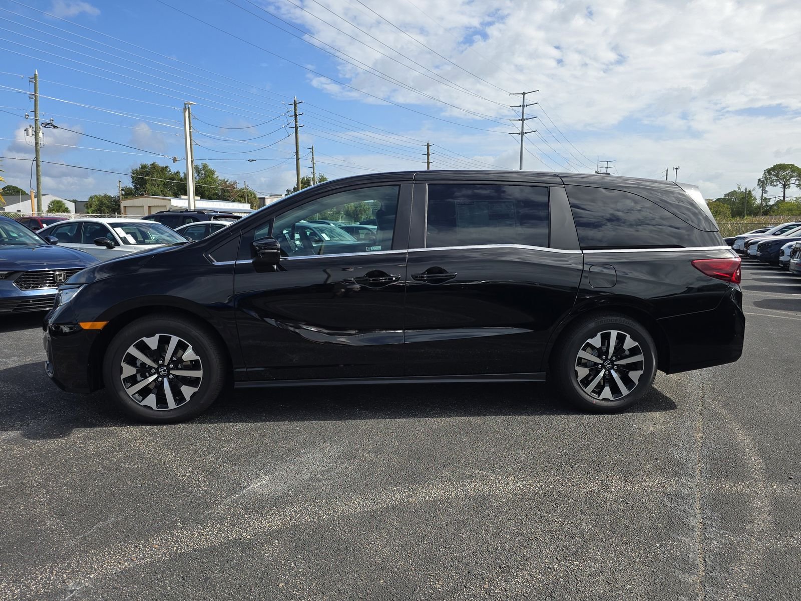 2026 Honda Odyssey EX-L - Photo 6