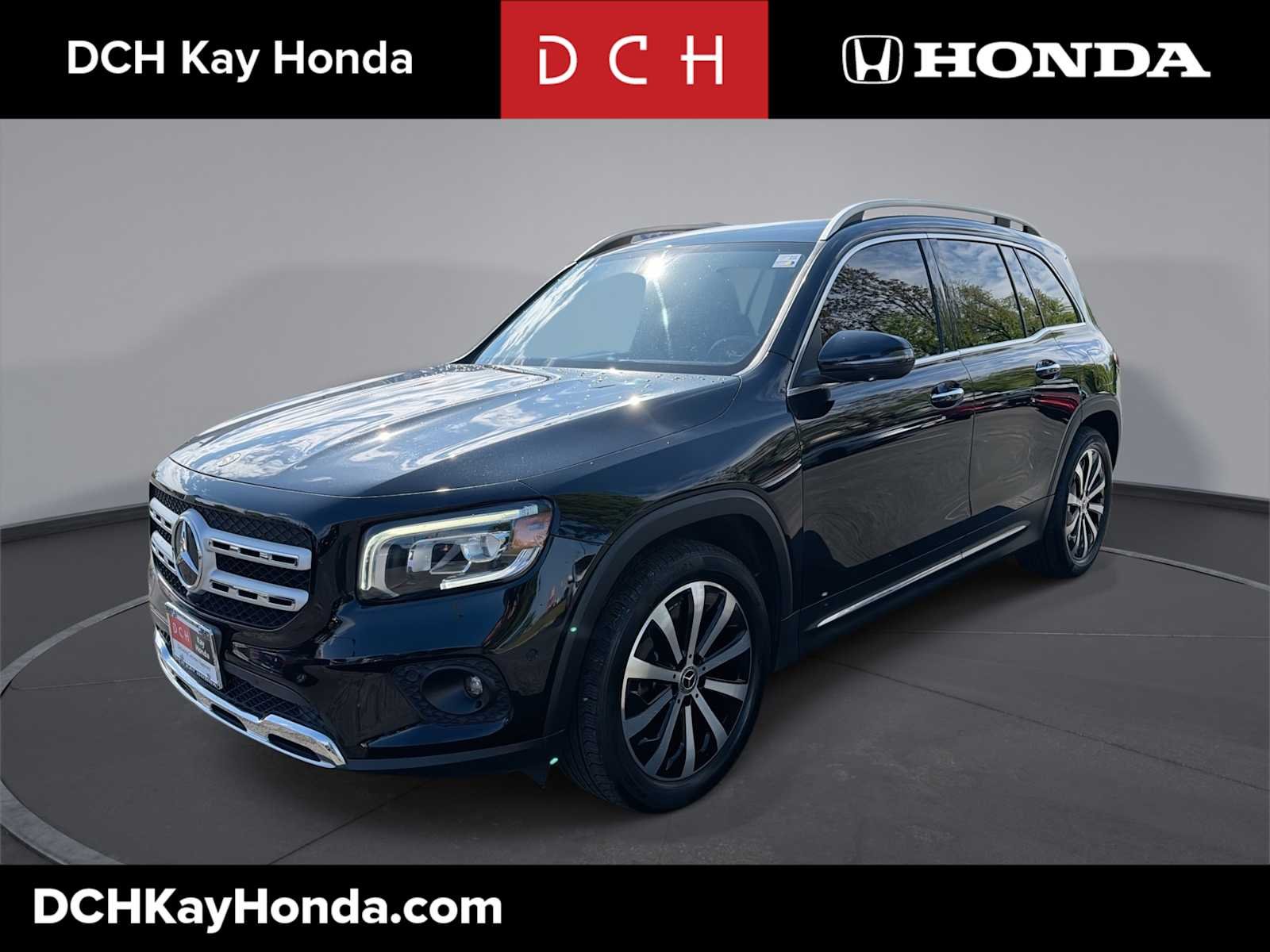 2021 Mercedes-Benz GLB GLB250 4MATIC's photo