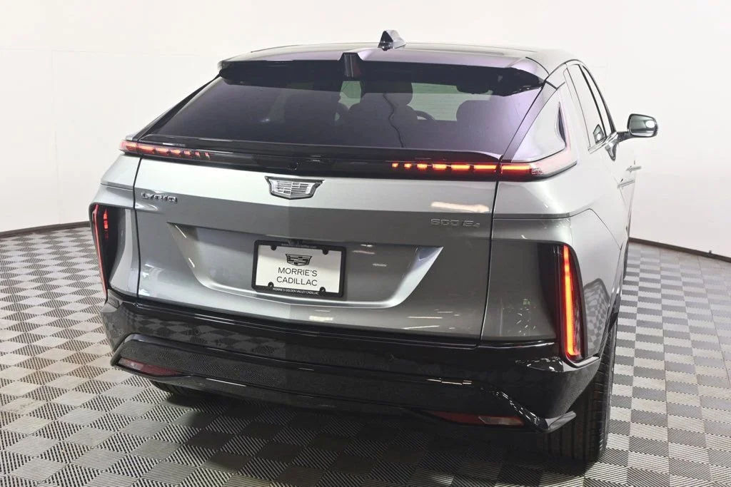 New 2025 Argent Silver Metallic Cadillac Sport 3 image 6