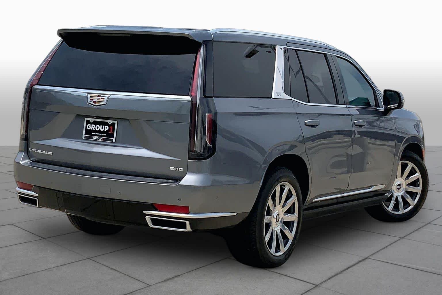 Used 2022 Satin Steel Metallic Cadillac Premium Luxury Platinum image 13