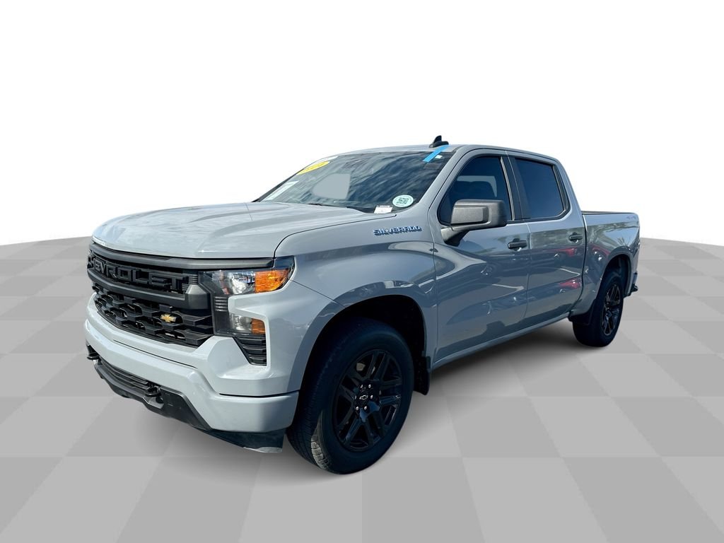 Used 2024 Gray Chevrolet Custom image 18