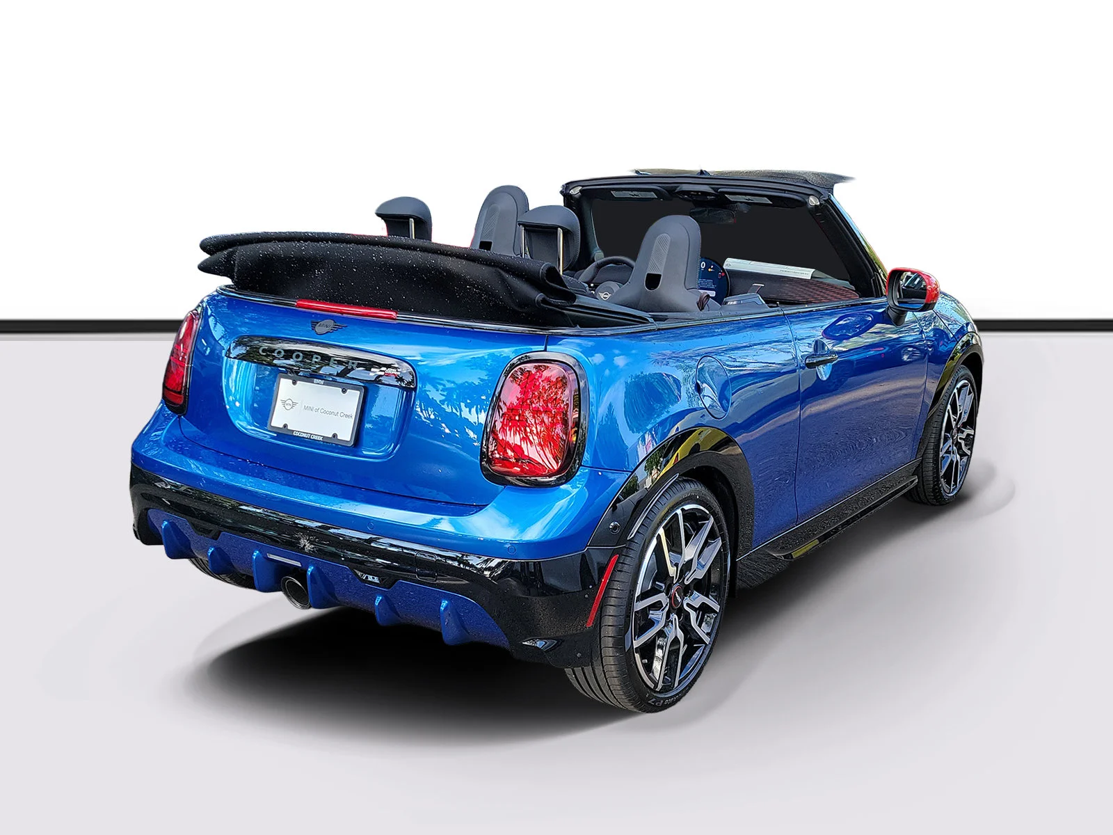 New 2026 Blue Metallic MINI Iconic image 4