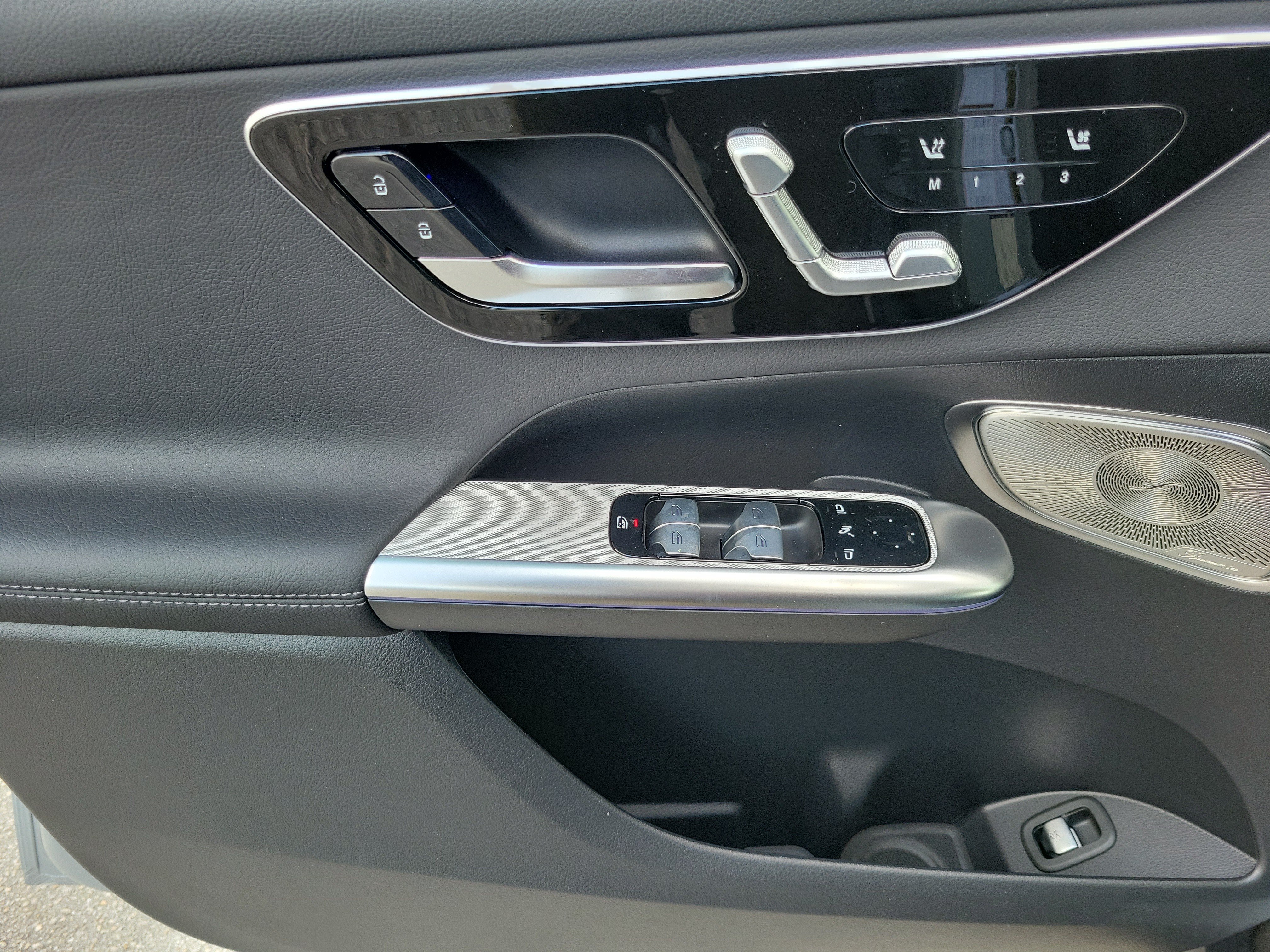 New 2026 MANUFAKTUR Alpine Grey Mercedes-Benz GLC 300 image 50