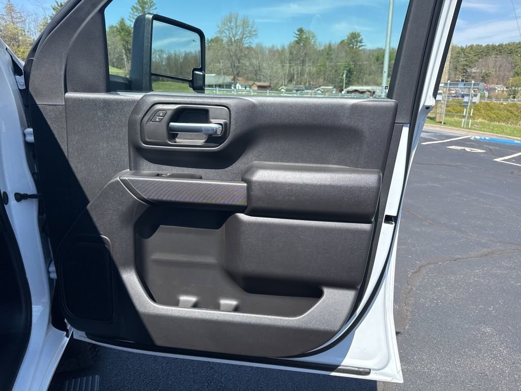 2026 Chevrolet Silverado 2500 HD Custom - Photo 38