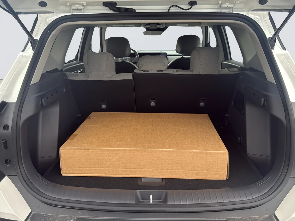 New 2027 Snow White Pearl Kia LX image 33