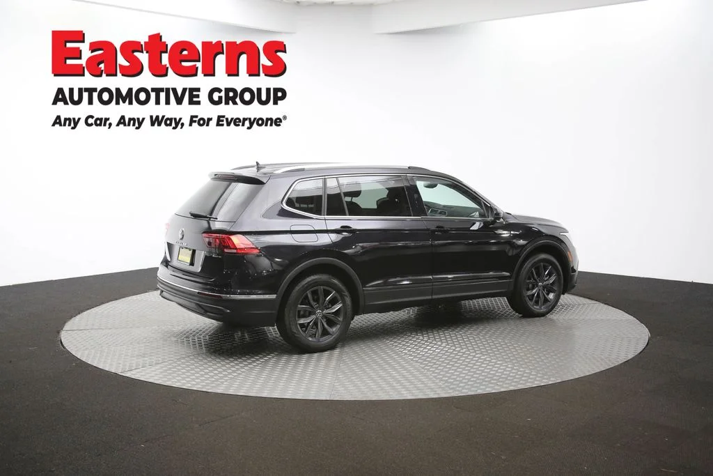 Used 2023 Black Volkswagen 2.0T SE image 41