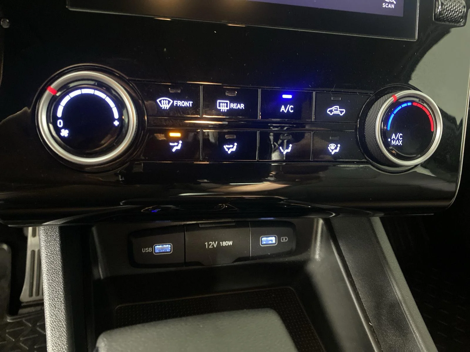 Used 2023 Blue Stone Hyundai SEL image 22