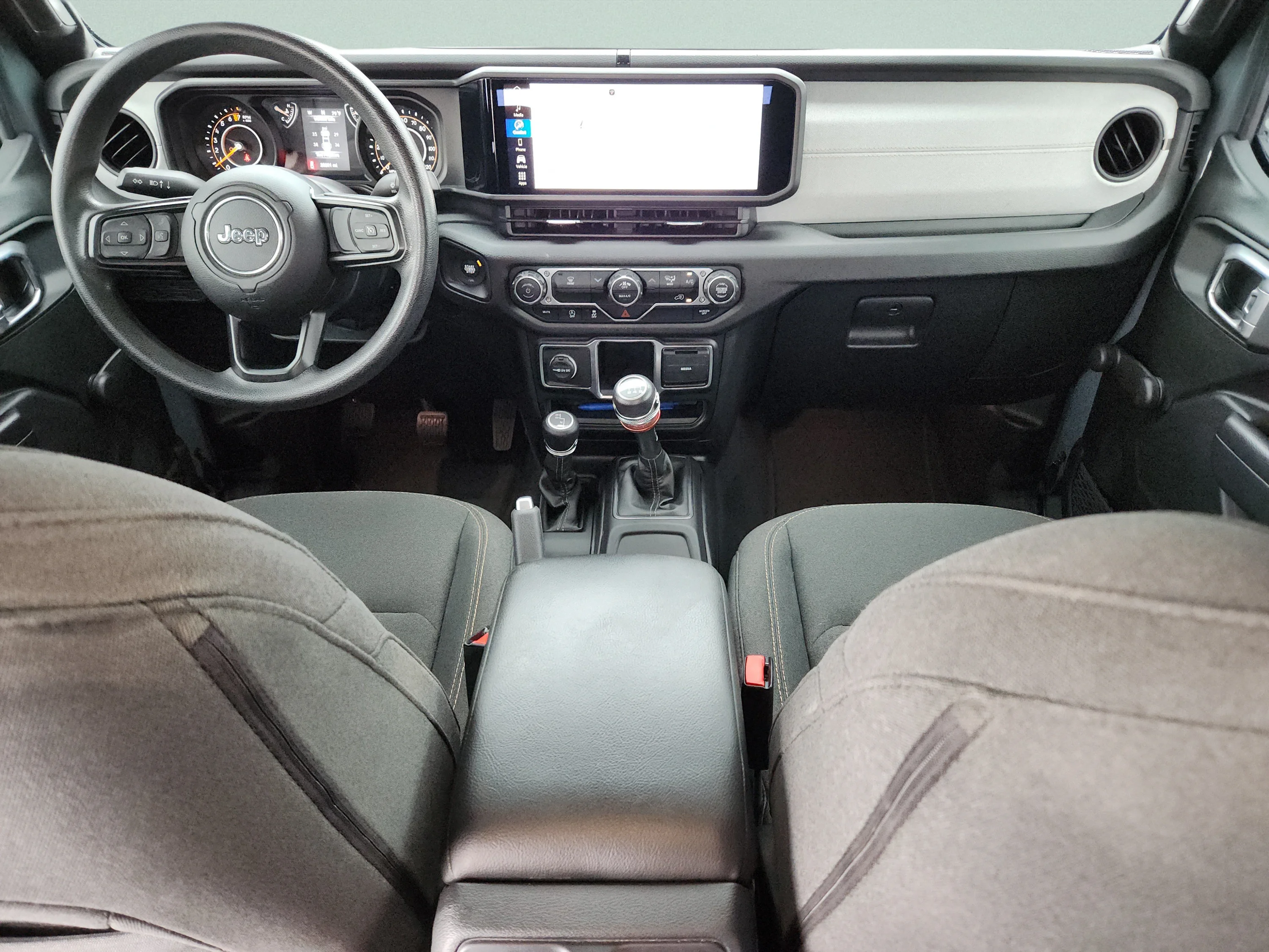 Used 2024 Anvil Clear Coat Jeep Sport image 18