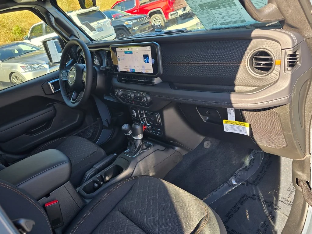 New 2026 Gray Jeep Mojave image 26