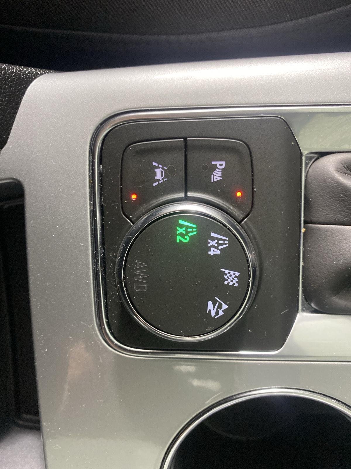 Used 2026 Summit White Chevrolet LT image 13