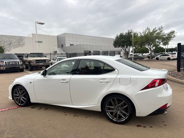 Used 2016 White Lexus 200t image 8