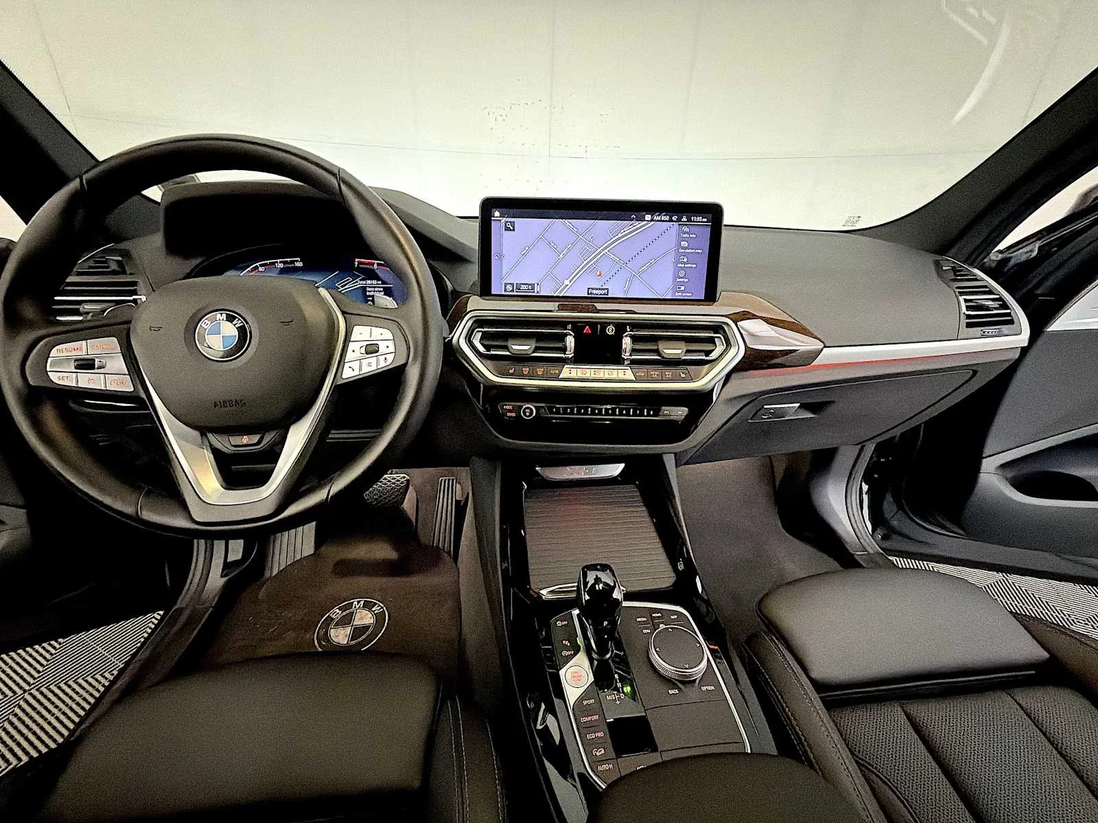 Used 2023 Black Sapphire Metallic BMW xDrive30i image 16