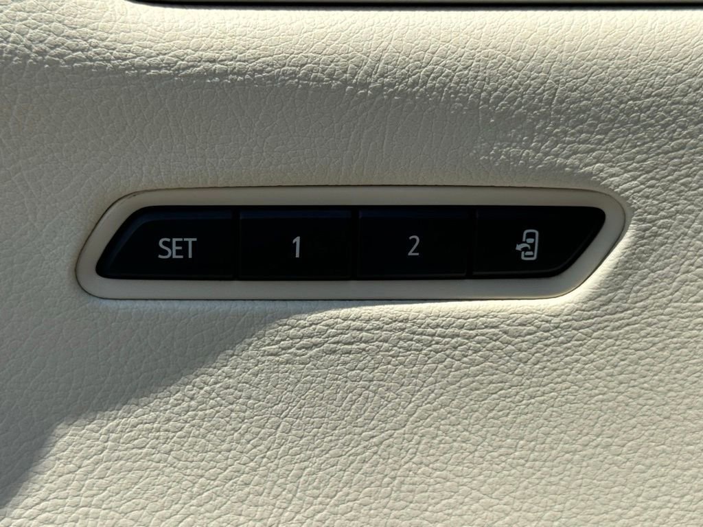 Certified Used 2024 Crystal White Tricoat Cadillac Premium Luxury image 17