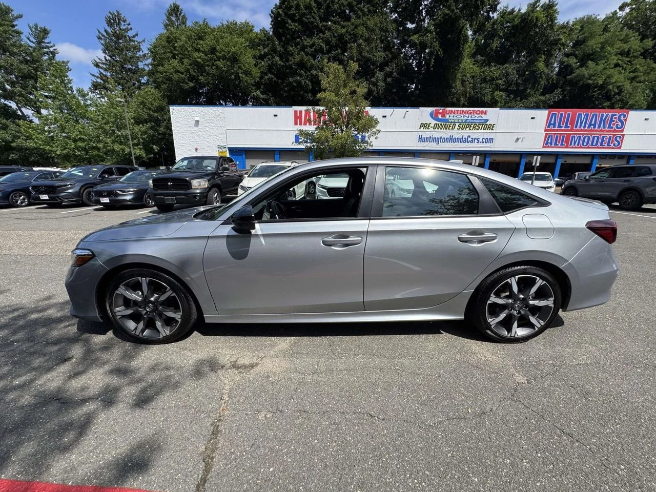Used 2025 Solar Silver Metallic Honda Sport image 4