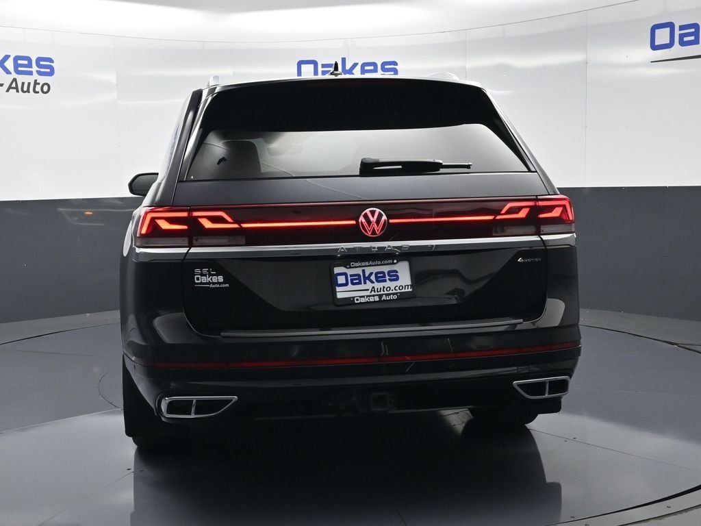Used 2024 Deep Black Volkswagen 2.0T SEL Premium R-Line image 7