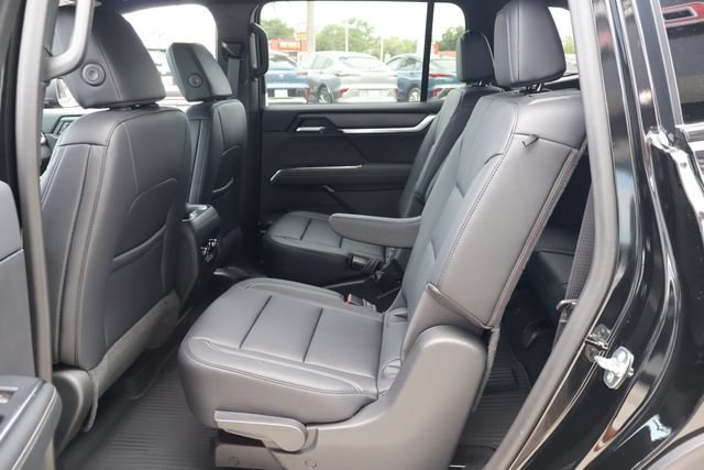 2026 GMC Acadia Elevation - Photo 17