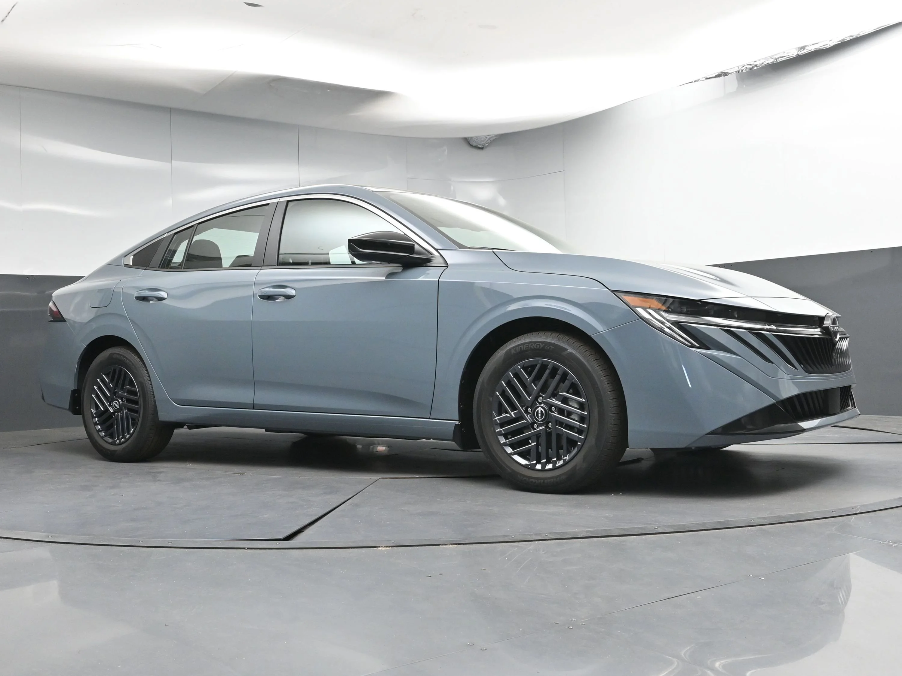 New 2026 Atlantic Gray Metallic Nissan SV image 21