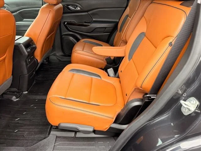Used 2020 Black GMC AT4 image 9