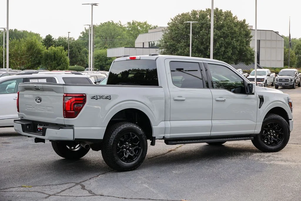 Used 2026 White Ford Lariat image 15