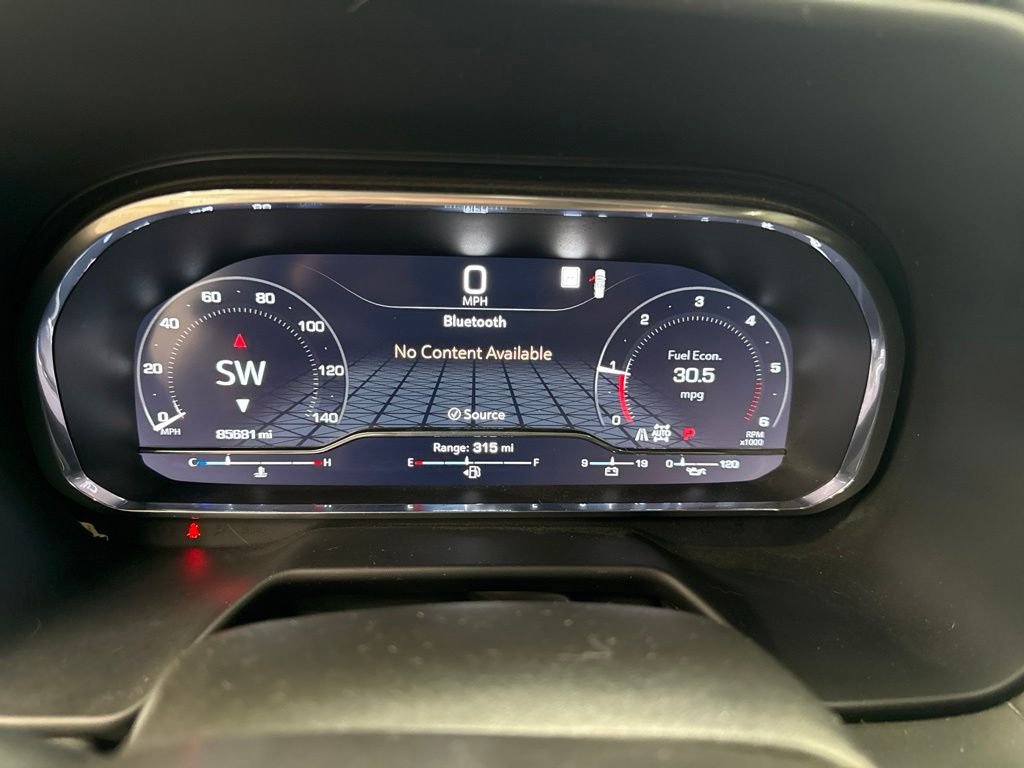 Used 2022 Black GMC SLT image 33