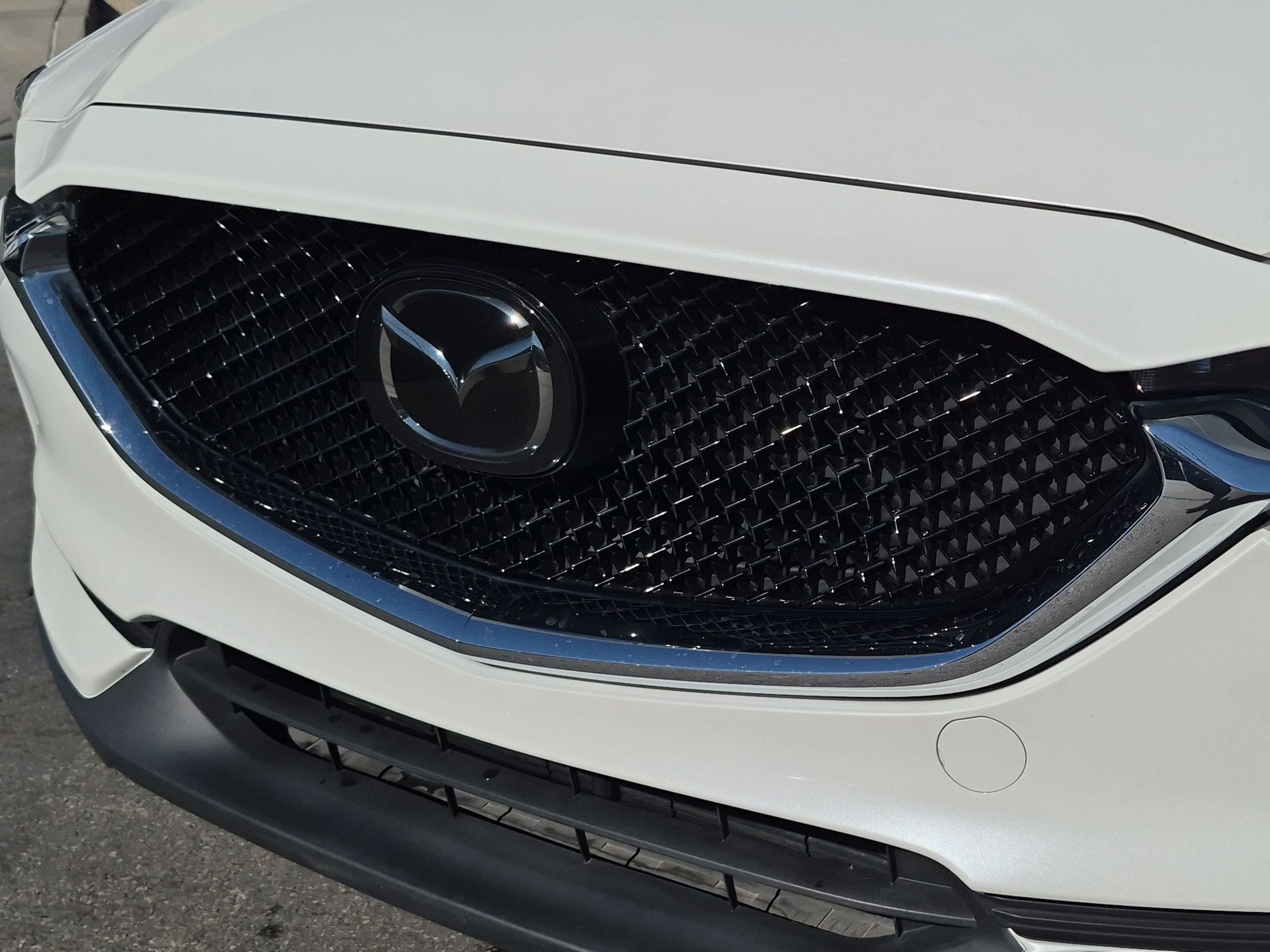 Certified Used 2019 Snowflake White Pearl Mica Mazda Grand Touring image 10