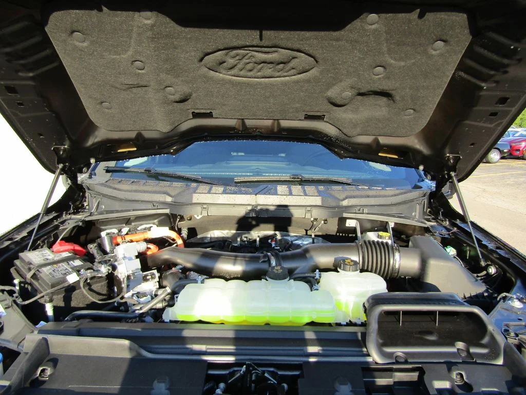 New 2026 Agate Black Metallic Ford Lariat® image 43