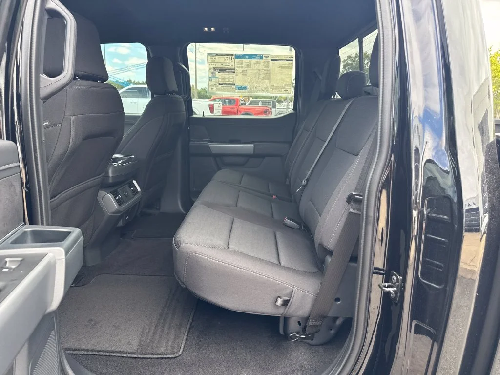 New 2026 Black Ford XLT image 31